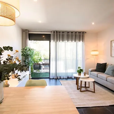 Seahomes Vacations - Acacias Beach&chic Apartment